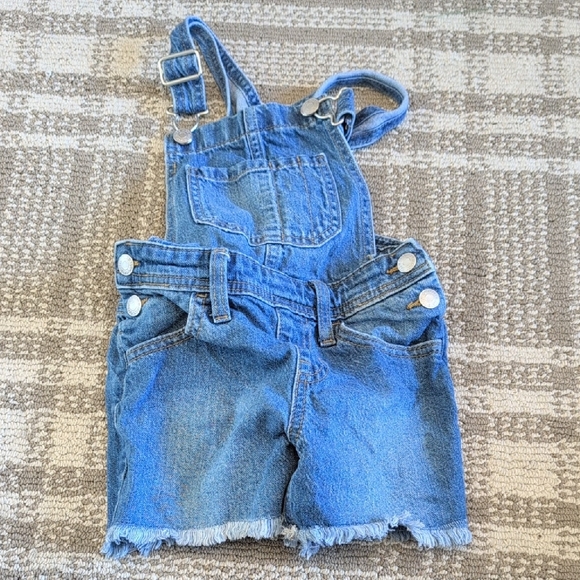 Bundle Of 12 Girls Shorts, Skirts, And Overalls - Picture 13 of 13